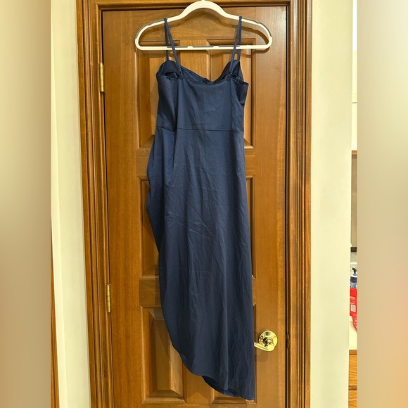 Cider Illusion Ruched Midnight Blue Asymmetrical Dress NWT Medium - Picture 4 of 13